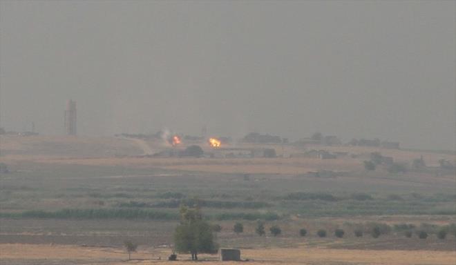 �ekya ��i�leri Bakan� Jan Hamacek, Suriye'nin kuzeyine d�zenledi�i operasyondan dolay� T�rkiye'ye silah ve askeri m�himmat ihracat�n� ask�ya ald�klar�n� duyurdu. Twitter hesab�ndan a��klama yapan Hamacek, "�ekya, T�rkiye'ye askeri te�hizat ihracat�n� derhal ask�ya ald�" ifadesini kulland�.