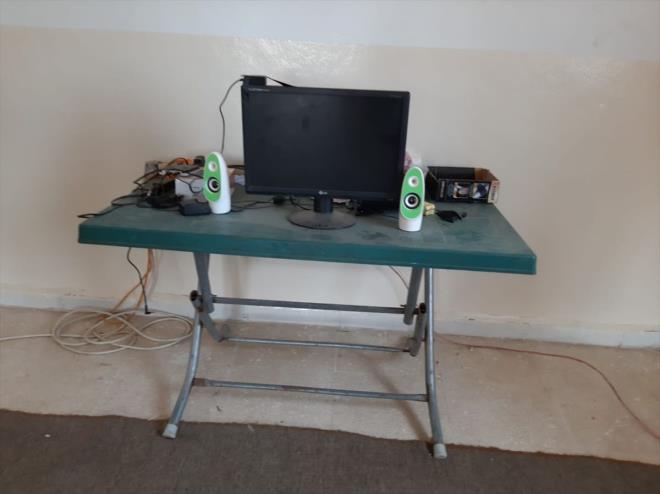 B�lgeden ka�abilmek i�in her yolu deniyorlar: G�venlik kaynaklar�ndan al�nan bilgiye g�re, T�rk Silahl� Kuvvetleri taraf�ndan s�rd�r�len Bar�� P�nar� Harek�t�, planland��� �ekilde ba�ar�yla devam ediyor. Resulayn ve Tel Abyad'�n kontrol alt�na al�nd��� harek�tta, ter�r �rg�t� YPG/PKK'l� ter�ristlerin s�zde eleba�lar�n�n b�lgeden ka�abilmek i�in her yolu denedikleri ��renildi.