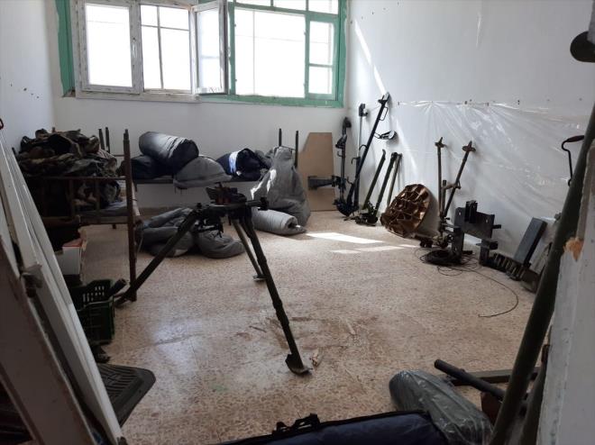 Tel Abyad'�n durumu: Rakka'ya ba�l�, n�fusunun b�y�k b�l�m� Arap olan il�e, Haziran 2014'te ter�r �rg�t� DEA� taraf�ndan i�gal edilmi�ti.