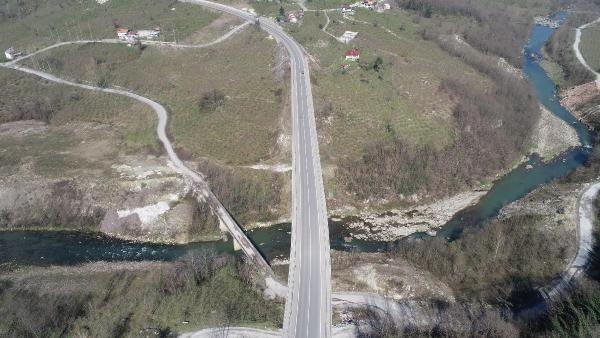 Proje Karadeniz?de ihracat canlandracak nemli bir yatrm. Denizi kullanmayan Ordu, bu projeyle artk denizi de kullanacak.  Bu dev bir proje, artk Ordu'yu da aan bir proje. lkemize stratejik bir deer kazandracak dev bir proje.