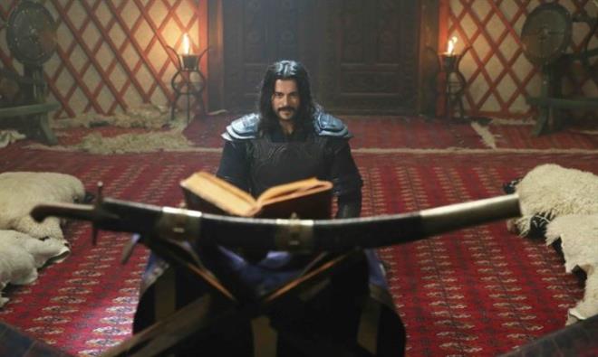 Kurulu Osmann ilk tantm dnyay ayaa kaldrd: Yaynlanmadan sat rekoru krd