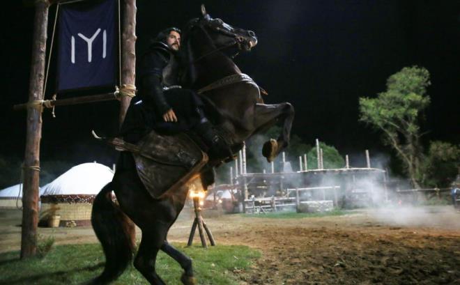 Sezonun en iddial dizisi olarak merakla beklenen, hazrlk sreci bir yl akndr devam eden ?Kurulu Osman?, yaknda ATV ekranlarnda izleyici karsna kacak.