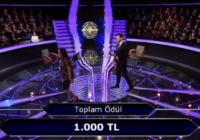 zkan, o srada dl hazrlamakla megul olan mirzalolu'nun yanndan ''El skmyoruz'' diyerek ayrlmak istedi.