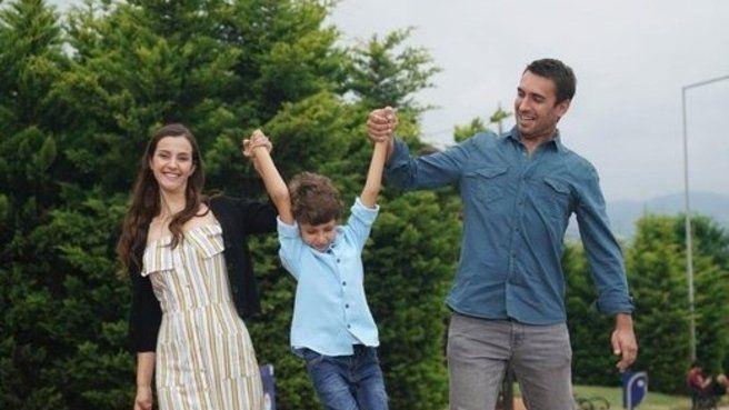 Yaymland birok blmle reytinglerde zirveye oturan ATV dizisi Sen Anlat Karadeniz, balad ilk gnden beri iddet sahneleri nedeniyle eletirilerin hedefi oluyordu. ATV sonunda dizinin fiini ekti.