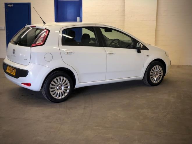 Fiat Punto: 2011 model