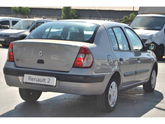 Renault Symbol: 2005 model