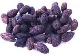 - Sindirim sisteminin hzlandrlmas da zeytin ekirdeinin faydalar arasndadr. zellikle sindirim sisteminde bulunan az, boaz, yemek borusu, mide ve barsaklarn daha salkl almasn destekler.  <br>- Uzmanlar zeytin ekirdeini yutan kiilerde basur gibi makat hastalklarnn riskinin azaldn vurguluyor.  <br>- Zeytinin ierdii anti-bakteriyel etkinin iki kat zeytin ekirdeinde mevcuttur. Uzmanlar zellikle tmrlere neden olan virslerin etkisinin zeytin ekirdekleri sayesinde azaltlabilecei belirtiyor. Ancak kesin bir alma sonucu olmadndan bir uzmana danmakta fayda var.