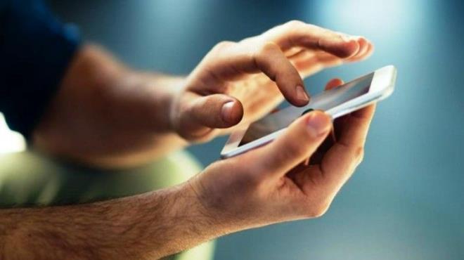 Nomofobi: 'No mobile phone'un ksaltmas. Yani telefondan ayr kalma hastal.