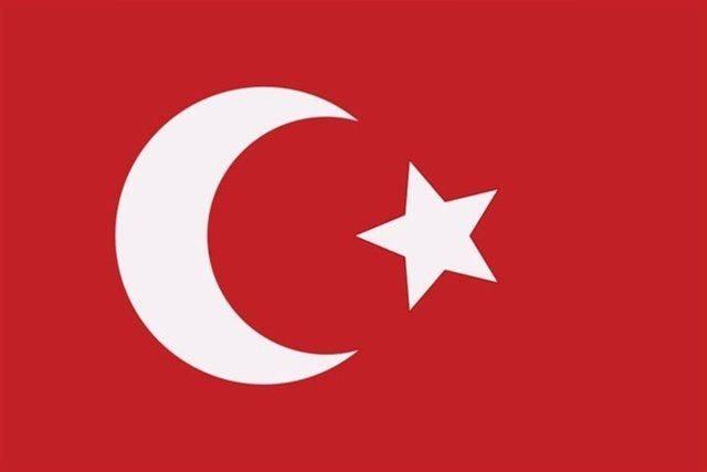 Osmanl mparatorluu (1299-1923) Osman Bey tarafndan kurulan Osmanoullar Beylii, Orhan Bey dneminde bir devlet, I. Mehmet dneminde ise bir imparatorluk haline gelmitir ve stanbul'un Fethi ile uzun bir sre sper g haline gelmitir.