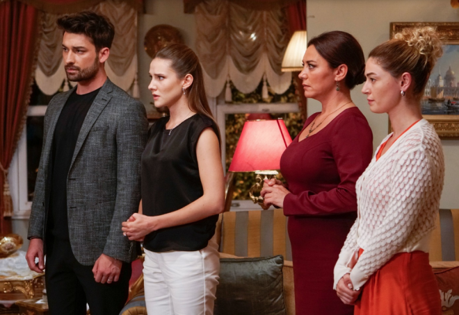 Bar kzn Arda?dan uzak tutmaya kararldr. Damla?y yurtdna gnderirken bunun iki ailenin hayatn nasl deitireceinin henz farknda deildir.