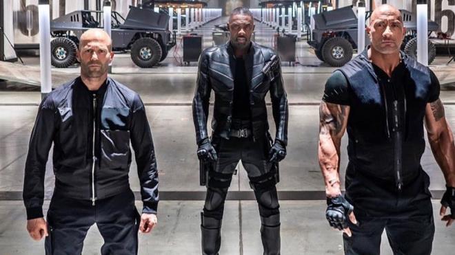 6. Hzl ve fkeli: Hobbs ve Shaw  <br>  Dwayne Johnson, Jason Statham, Idris Elba, Vanessa Kirby, Eiza Gonzalez, Eddie Marsan, Teresa Mahoney ve Sonia Goswami'nin oynad Hzl ve fkeli: Hobbs ve Shaw filmi, en ok izlenen 6. yapm oldu.  <br>  Bir milyon 445 bin 646 kiinin izledii filmden, vizyona girdii Austos ayndan itibaren 26 milyon 348 bin 510 lira haslat elde edildi. Brixton rolnde seyirci karsna Britanyal oyuncu Idris Elba'nn kt filmin ynetmen koltuunda David Leitch oturuyor.