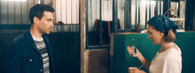 8. Bizim in ampiyon  <br>  Barollerini Ekin Ko, Farah Zeynep Abdullah ve Fikret Kukan'n paylat Bizim in ampiyon filmi de giede en ok izlenen sekizinci film oldu.  <br>  2018 sonunda vizyona giren film, bir milyon 111 bin 783' 2019'da olmak zere toplam 2 milyon 568 bin 572 izleyiciye ulat. nceki yln verileriyle birlikte, filmden 34 milyon 151 bin 594 liralk bir gelir elde edildi.