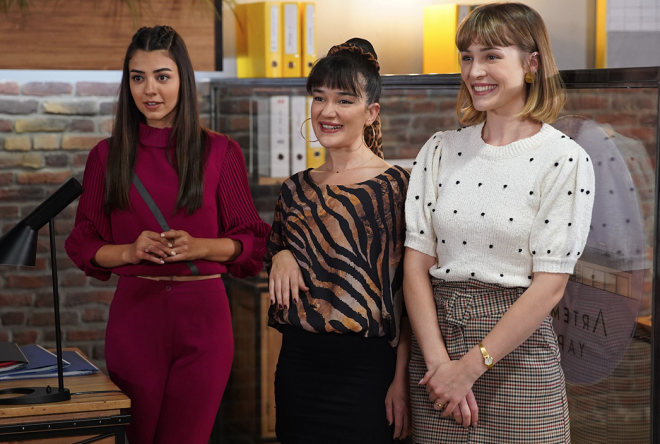 Sevenleri isyan etti: Dizinin sevenleri, sosyal medya hesabndan alnan erken final kararna isyan etti. Kimileri de bu dizinin en azndan sezon sonuna kadar devam etmesi gerektiini syledi.