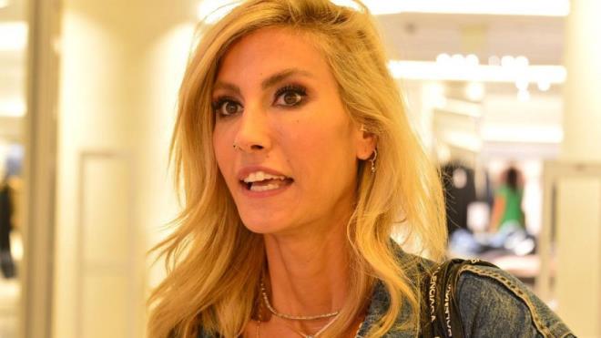 ala kel'in ablas Berna kel, kardeinin salk durumu hakknda bir aklama yapt. Berna kel, kardeinin getiimiz Cumartesi hastaneye kaldrldn syleyerek aklamasna u ekilde devam etti: