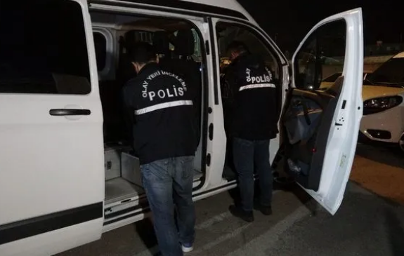 Tartmann bymesinin ardndan Szlemeli Jandarma Uzman avu Aydemir K. beylik tabancasyla Sosin Kkgven?e ate etti.