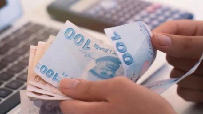 Cumhurbakan Erdoan talimat verdi! 10 bin alana mjdeli haber    SSP'li personelin alma koullar  <br>  Kasm 2019'da yaynlanan 375 sayl KHK kapsamnda istihdam edilen SSP'li personelin alma koullar, szlemeleri ve istihdamlarna ynelik konularn netletirilmesi gerekiyordu. Ocak'ta hayata geecek yeni dzenleme ile sreli szlemeyle alan personelin tam zamanl almas salanacak.