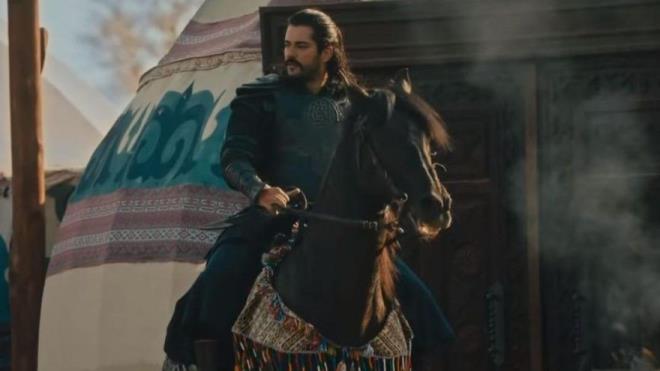 Bizans kalesi ve ehri 50 bin metrekare arazi zerine ina edilirken; alanda meydan, ar, dkkanlar, kilise, evler, surlar ve kuleler bulunuyor. Bizans kale surlarnn boyu sekiz metre, kuleler ise on bir metre uzunluunda ina edildi.