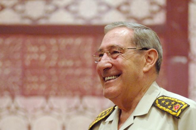 1 Eyll 1940'da dnyaya gelen Yaar Bykant, 1959 ylnda Erzincan Askeri Lisesi'nden, 1961 ylnda ise Kara Harp Okullar'ndan mezun oldu.