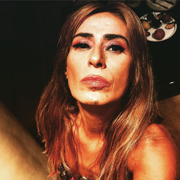 Ayrca yeni retimi iin gerekli prosedrleri aratran Tilbe?nin, yeni ii iin bir hayli heyecanl olduu renildi.