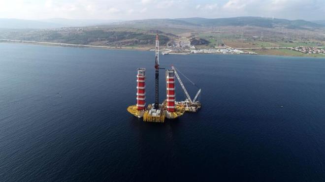 Kprnn 770?er metre yan aklklar ile birlikte toplam 3 bin 563 metre uzunluunda olmas planlanrken, 365 ve 680 metrelik yaklam viyadkleri ile toplam gei uzunluu ise 4 bin 608 metre olacak. 2 x 3 trafik eritli olacak kprnn, yaklak 45,06 metre genilikte olmas ngrlyor.