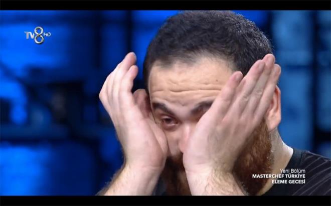  teklifini kabul eden Kvan vedasnda unlar syledi:  <br>-Siz bana ok ey kattnz. Hamur tutamayan bir adamdm. Hereyle uramak gerekiyormu. Ben A'y B'yi renmeden oldum diye geziyormuum. Temel ok nemli. Syledikleriniz benim iin ok nemli. Buras benim gibi apolet oldu.