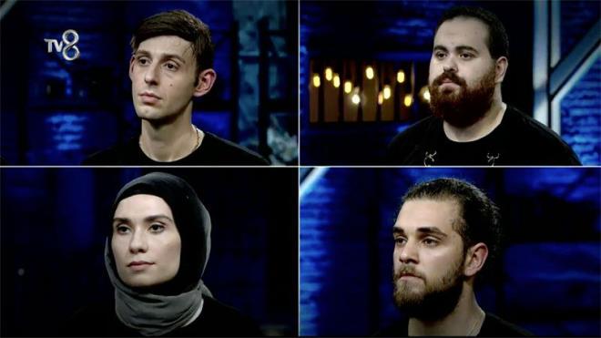 Masterchef Trkiye'de son 8'e kalan yarmaclardan biri daha hayallerine veda etti. Masterchef eleme gecesinde Rfat, Gzide, Kvan ve Batuhan yart. Sosyal medyada bu 4 isimden biri hakknda 'elendi' diye sylentiler kt. Eleme gecesinde ise srpriz ef Mehmet Yalnkaya'dan geldi. Mehmet ef elenen isme i nerdi. te Masterchef'ten elenen isim ve vedasnda yaananlar: