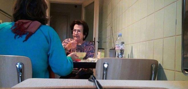 No Home Movie (2016)