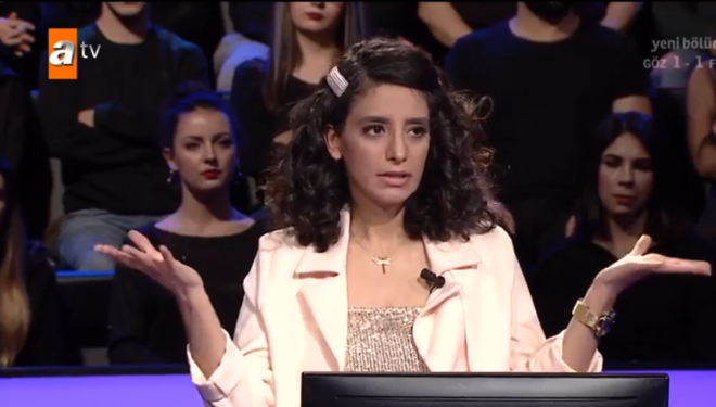 7 yldr avukat olduunu syleyen Buket Hanm'n ailesiyle ilgili 'tm kan bam kopardm' aklamas ok konuuldu.