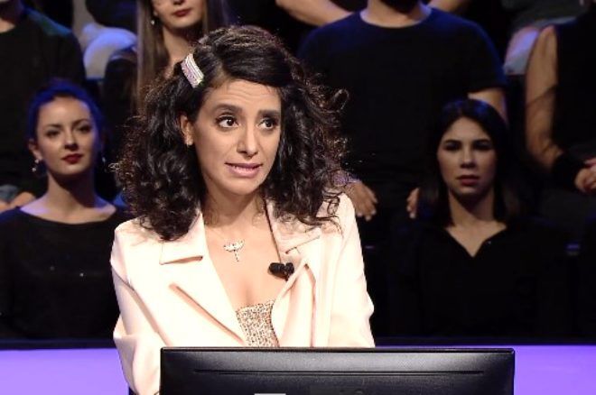 Peki nedir bu mansplaining, neye denir nce kelime anlamn bir renelim. Mansplaining  demek "Erkeklerin kadnlarla girilen tartmalarda ya da sohbetlerde her zaman baskn olmas, karsndaki insandan daha ok ve doru bildiini ima etmesi anlamna geliyor.