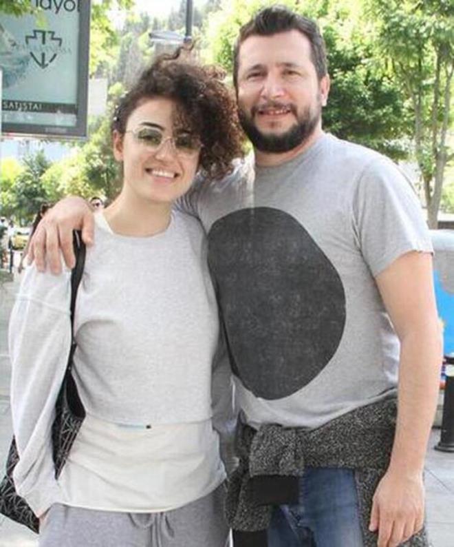 Cover albmden sonra evlenebiliriz  <br>  Levent Drter?le daha nce iki kez ayrlp bartklar hatrlatlnca Tatlses, ?Magazin basnnn yazd kadar kavga etmiyoruz. Eskiden yleydik ama imdi yle deiliz? dedi.