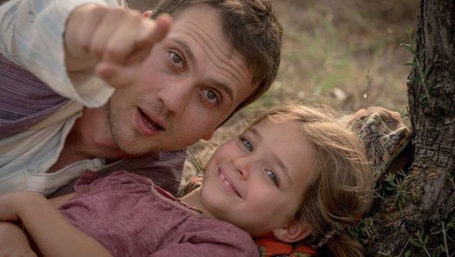 Yln 11 aynda sinemaseverlerin youn ilgi gsterdii filmler arasnda ilk 3 sray yerli yapmlar ald.    Box Office Trkiye'den derlenen bilgilere gre, yln 11 aynda 52 milyon 780 bin 881 kii sinema salonlarn doldurdu. Gieden elde edilen gelir ise toplam 862 milyon 252 bin 963 lira oldu.