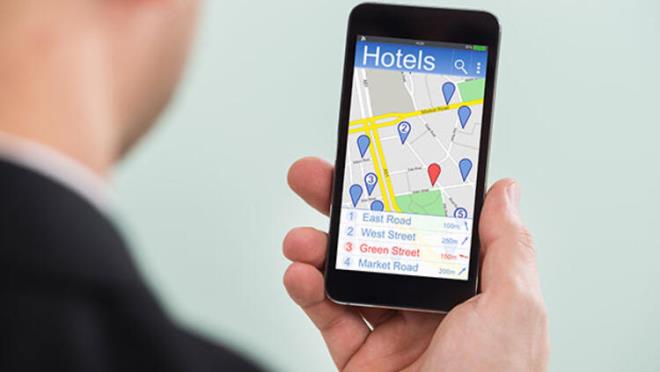 Telefonunuzu ekrana bakarak aktif hale getirin<br>  Sadece Samsung cihazlarda bulunan bu zellik, telefonunuza baktnz sre boyunca ekrann kapanmasn nlyor. Smart Screen olarak yer alan bu zellii aktif hale getirmek iin Ayarlar > Ekran > Akll Duraklatma admlarn takip edebilirsiniz.