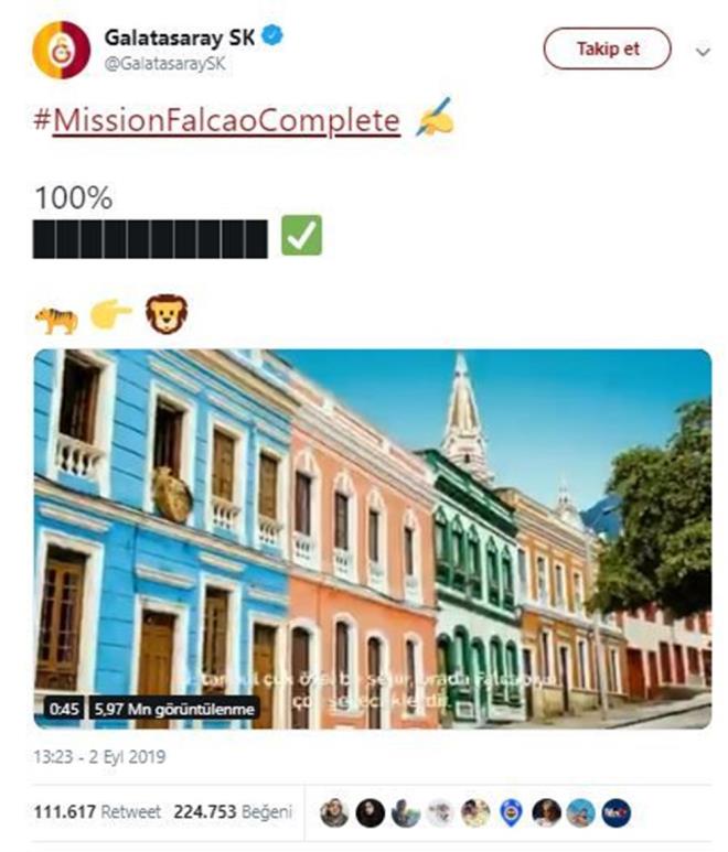 FALCAO, TWTTER?A DAMGASINI VURDU  <br>  En ok retweet edilen tweet ve en beenilen Tweetlerden biri, Galatasaray?n transfer ettii nl futbolcu Falcao?nun geliini duyurduu Tweet oldu. Ekrem mamolu?nun #BirlikteKazandk hashtagiyle seim sonras paylat duyuru Tweet?i ve Fatih Terim?in ?look at the tabela? Tweet?i de en fazla retweet edilenler ve beenilenler arasndayd.