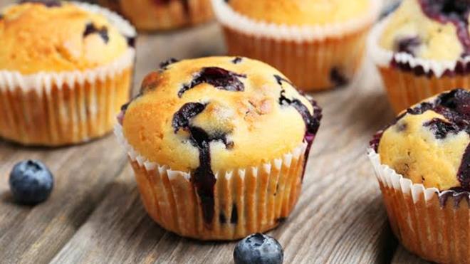 Yaban mersinli muffin 25 dakika koma, 48 dakika yrme