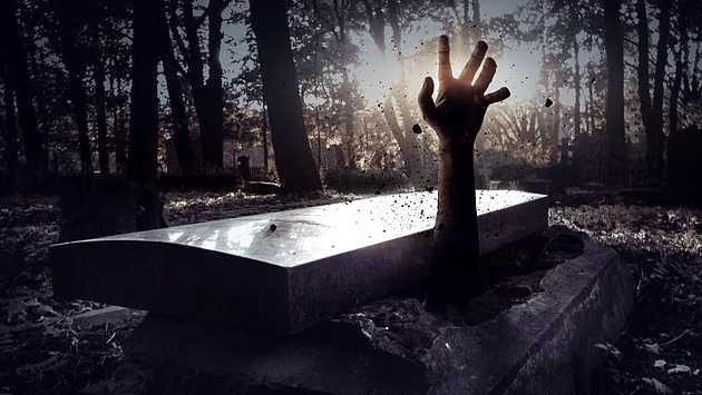 Kapa amaya karar verdiler ve aar amaz Eleanor tabutundan frlayp bararak 'beni canl canl gmyorsunuz' dedi. Daha sonra baylan Eleanor uyandnda ailesine gmlmek iin hazrlanrken her eyi duyduunu ve hissettiini ancak hareket edemediini ve konuamadn syledi. Gmlmek zereyken ise byk bir korkuyla var gcyle barabildiini syledi.