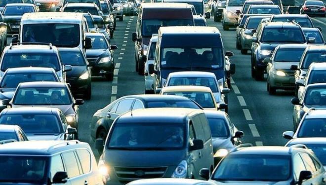 Kupon ara  <br>  Bu ilanlara sakn bakmayn. Kimseye satamad gibi paras da bulunamayan arabalardan oluuyor.