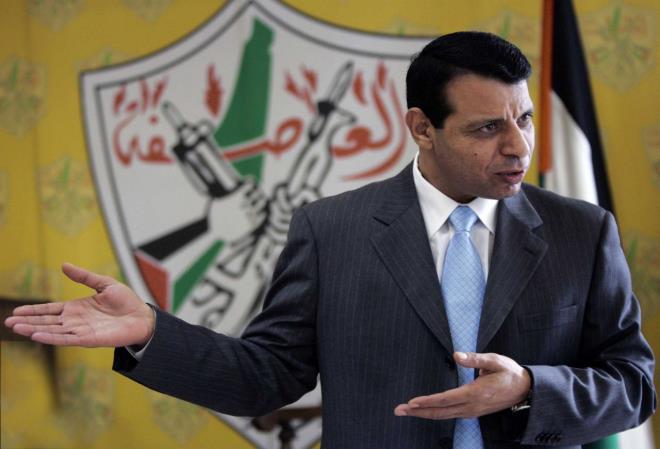 1993'teki Oslo Anlamas'nn ardndan Gazze'de oluturulan 20 bin kiilik Filistin nleyici Gc'nn bana geerek CIA ve srail istihbarat servisleriyle srekli temas haline giren Dahlan, Yasir Arafat ile rekabet etmeye balad. Dahlan'n liderlik ettii nleyici gcn hapishanedeki Hamas yelerine ikence ettii iddialar ve elde ettii g nedeniyle Gazze'nin ad "Dahlanistan" olarak anlmaya balad.