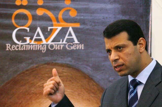 Dahlan'n ismi hangi olaylarla anlyor?  <br>  ncelikle Dahlan Ortadou'nun kiralk katili olarak biliniyor. Filistin lideri Arafat'n zehirlenmesinde perde arkasndaki isim olduu ne srlyor. Msr'daki darbe, Katar'a uygulanan abluka ve Yemen'deki kanl saldrlarda ad geiyor. 15 Temmuz darbe giriiminde FET'ye mali destek salad gelen bilgiler arasnda. Ayn zamanda Cemal Kak cinayetinde de parma olduu biliniyor.