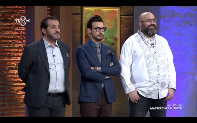 Masterchef Trkiye yarmasnda birincinin ortaya kaca final haftas ncesinde son elenen yarmac bu hafta belli olacak. Bunun iin de 3 gndr eleme adaylarn belirlendii yarlar yaplyor. Masterchef'ten elenen isim cuma ortaya kacak. Son eleme adaynn belirlendii aramba gecesine yarmaya davet edilen Yasin Obuz damga vurdu. Yasin et alarken yakaland.