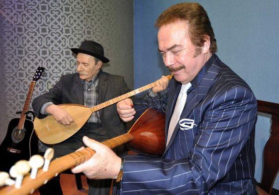 T�rkiye'nin ilk balmumu heykel m�zesi olma �zelli�i ta��yan Y�lmaz B�y�ker�en Balmumu Heykel M�zesi a��ld�