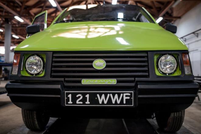 Madagaskar: 1 marka: Karenjy