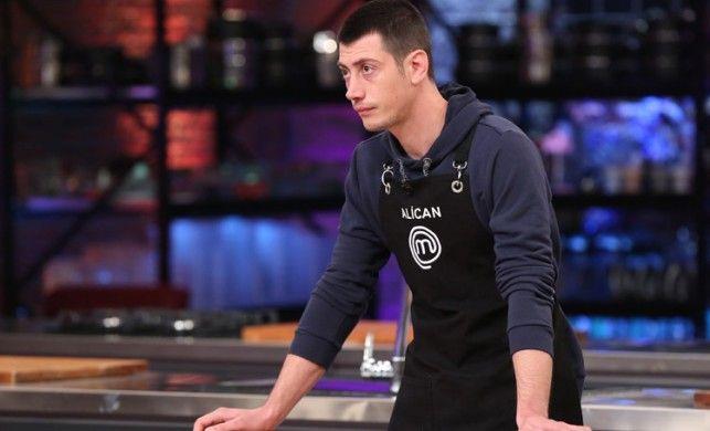 Masterchef ikinci eleme aday: Sal gn Masterchef'deki ikinci eleme adayn belirlemek iin yine 3 oyun dzenlendi. Cemre ve Gzide 54 puan alarak birinci ktlar. Yara nde balayan Alican son oyunda en dk puanlar ald ve 52 puanla potaya giden isim oldu.