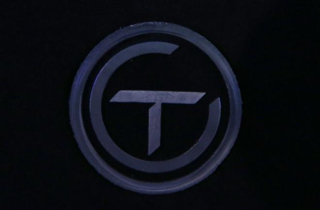 EVLERDE, OFSLERDE VE YOL ZERNDEK STASYONLARDA ARJ EDLEBLECEK  <br>  Dk toplam sahip olma maliyeti; sessiz, keyifli ve sfr emisyonla temiz bir sr, elektrikli otomobillerin iten yanmal otomobillere gre salad en temel avantajlar olarak ne kyor.