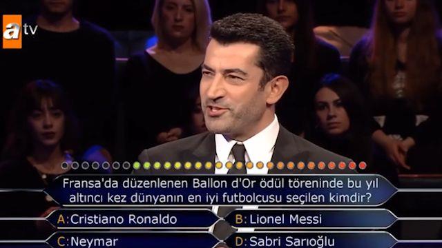 Sosyal medya kullanclar espri de olsa Sabri Sarolu'na saygszlk olduunu dile getirerek program eletiri yamuruna tuttu.