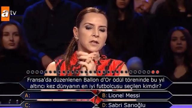 Kim Milyoner Olmak ster yarmacs seyircilerin cevabndan emin olamaynca yar yarya joker hakkn kullanmak istedi.