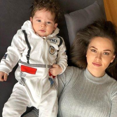 8) FAHRYE EVCEN VE BURAK ZVT'N OULLARI