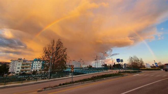Geen gnlerde yaanan yan ardndan aan gne ve gn iinde kendini hissettiren scak hava, vatandalarn yzn gldrd.