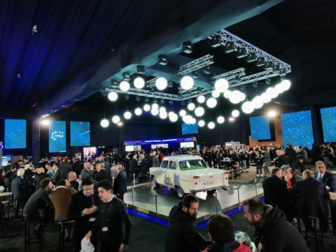 TOGG bu balklarn ieriini "Otomotiv sektrnde daha nce ortaya karlm hibir platform ile ilikisi olmayan, tamamyla TOGG mhendisleri tarafndan gelitirilen ve tm fikri ve snai mlkiyet haklar yzde 100 TOGG?a ait olan, yksek teknolojiye sahip doutan elektrikli ve balantl platform...