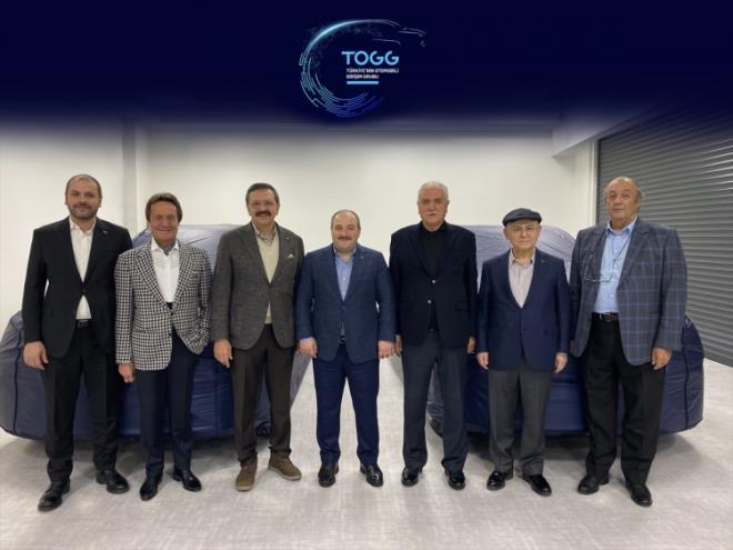 HER YERDE ARJ EDLECEK<br>    Dk toplam sahip olma maliyeti; sessiz, keyifli ve sfr emisyonla temiz bir sr, elektrikli otomobillerin iten yanmal otomobillere gre salad en temel avantajlar olarak ne kyor.