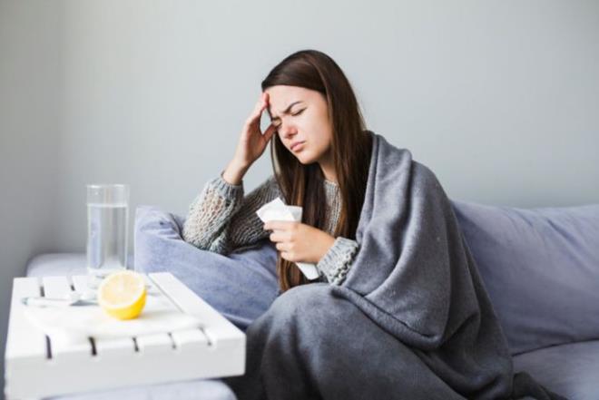 Astm ve enfeksiyon gibi solunum problemleri yayorsanz limon suyunu tketmek sizin iin olduka salkldr. Limon suyu anti bakteriyel zelliklere sahiptir ve gs enfeksiyonlarndan kurtulmanzda, ksrklerinizi kesmede etkilidir.